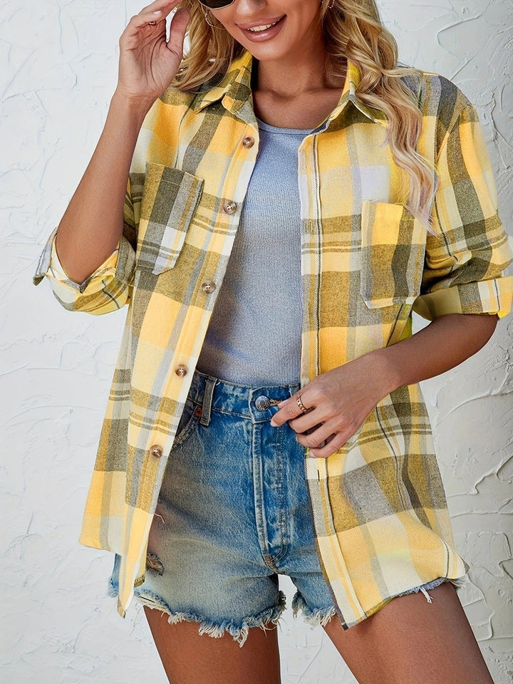 Elegante gilet donna oversize con motivo a quadri. Moda casual autunno/primavera, abbigliamento versatile.