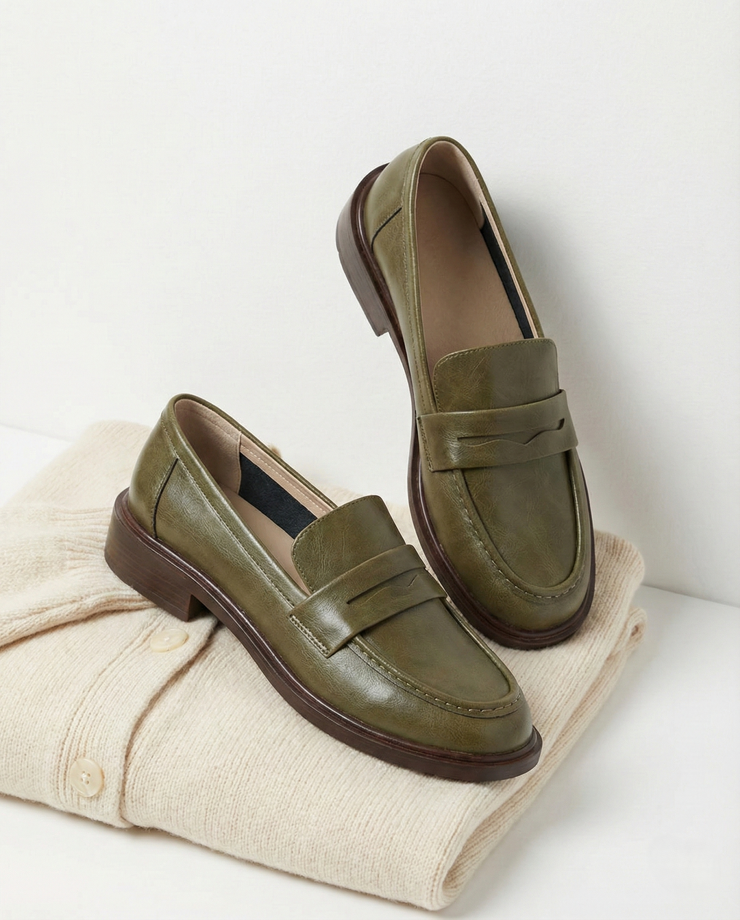 Ballerine Mary Jane comode per donna, ideali per il comfort e lo stile quotidiano.