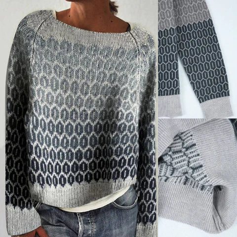 Caldo maglione donna invernale, moda femminile. Abbigliamento strutturato, perfetto per stile elegante o casual.