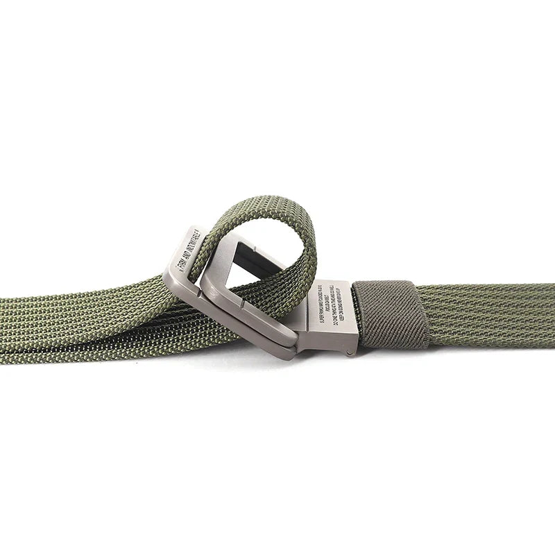 Accessorio moda versatile: cintura casual a righe in tela, regolabile con doppia fibbia, ideale per quotidiano.