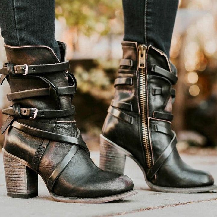 Eleganti stivali casual da donna in pelle, design vintage per un comfort ortopedico quotidiano.
