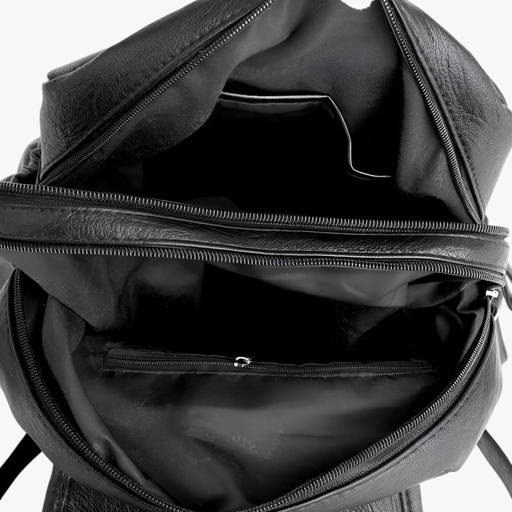 Elegante zaino donna multitasche, perfetto per l'organizzazione quotidiana. Confortevole e versatile.