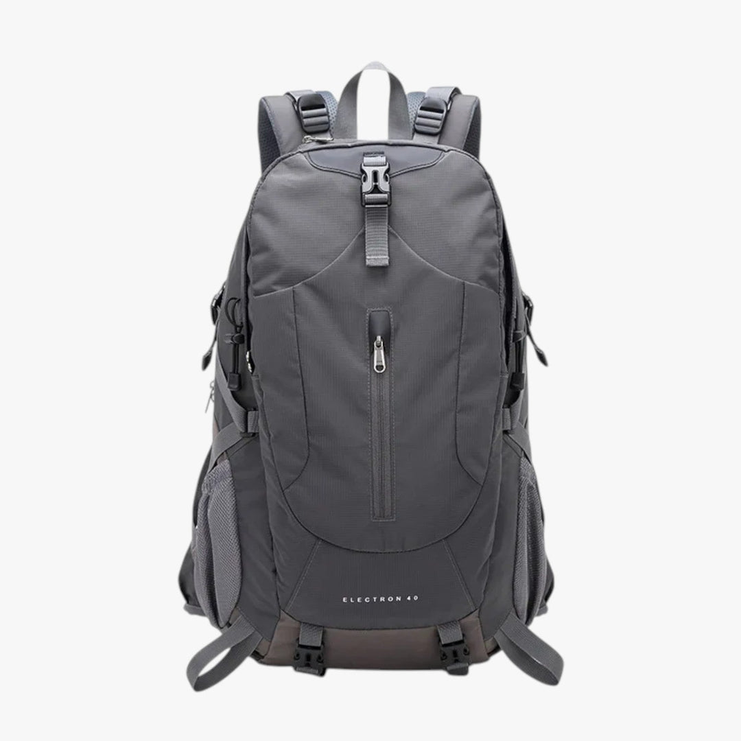 Zaino versatile multicolore per attività outdoor, unisex, con cinghie regolabili e tasche multiple.