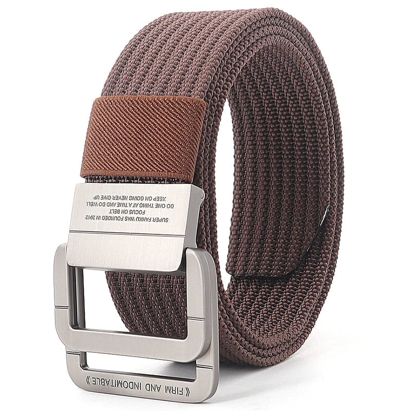 Cintura unisex a righe in tela di qualità con doppia fibbia ad anello in metallo, resistente e alla moda.