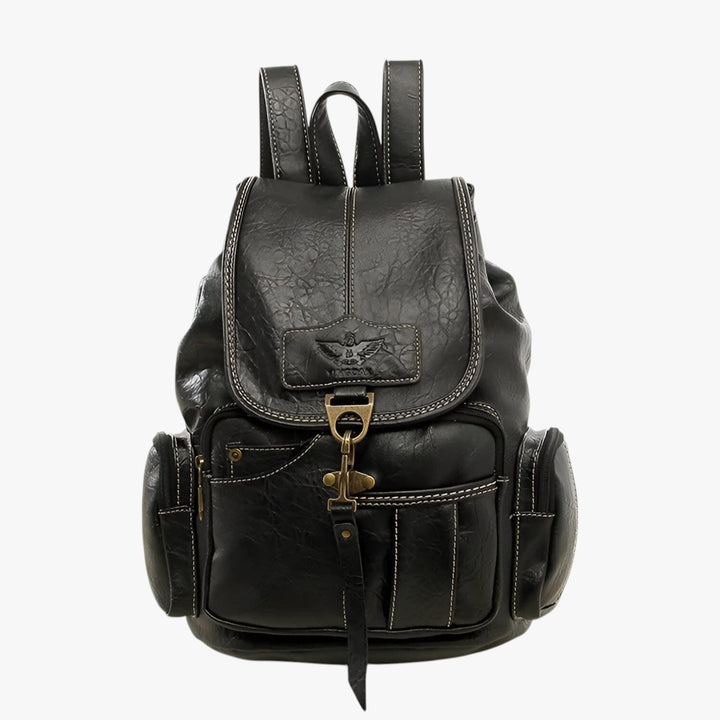 Zaino donna nero chic con patta elegante. Borsa a zaino perfetta per lavoro o tempo libero, praticità assicurata.