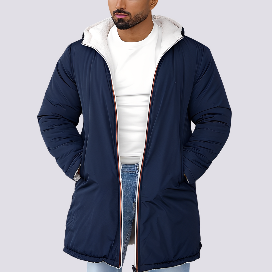 Elegante giacca uomo versatile con cappuccio e design reversibile. Perfetta per moda casual invernale e autunnale.