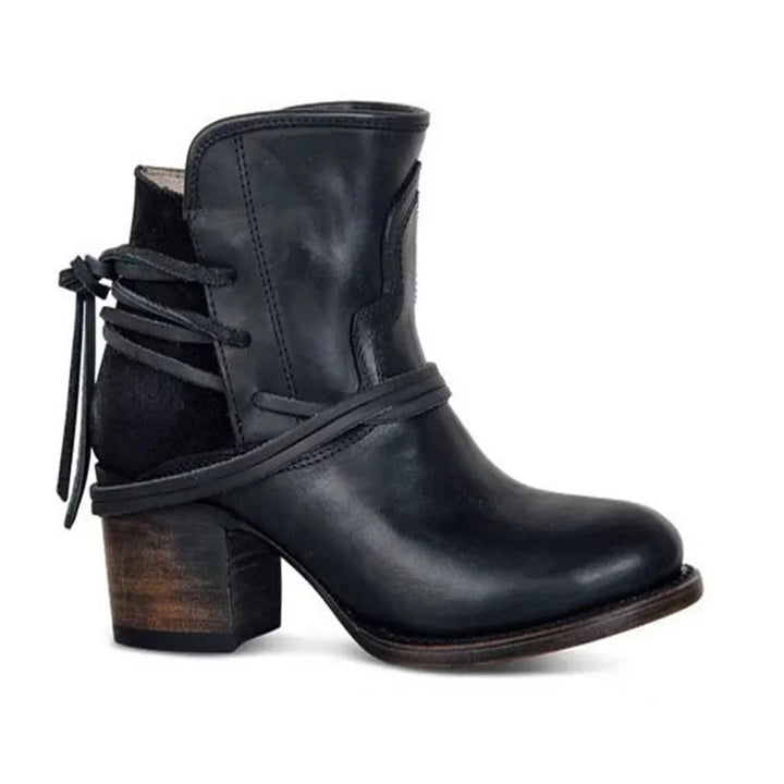 Stivali western donna in vera pelle, design cowboy retrò con dettagli raffinati, perfetti per look casual ed eleganti.