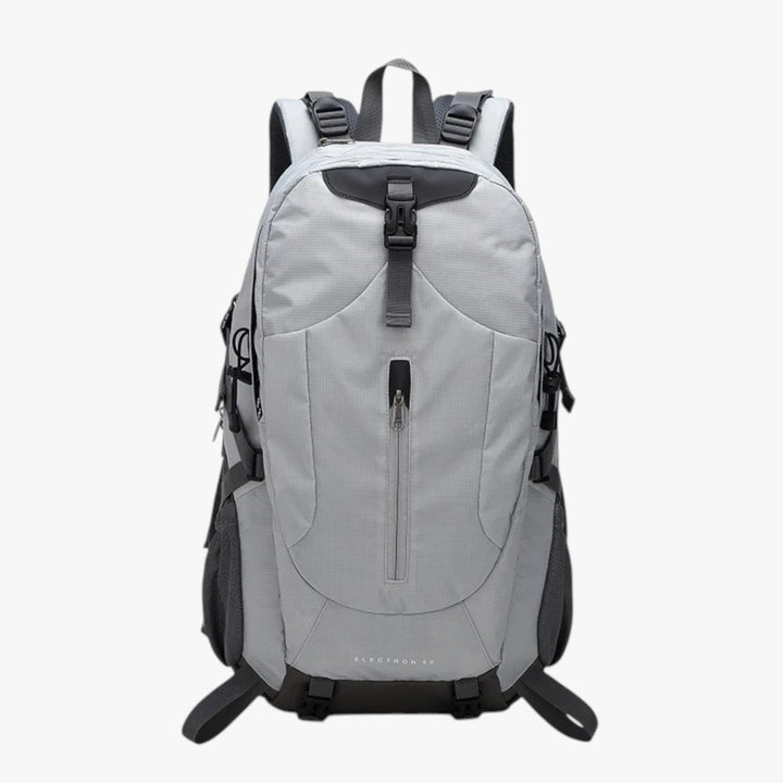 Accessorio da viaggio: zaino outdoor unisex multicolore, design moderno e pratico per ogni necessità.