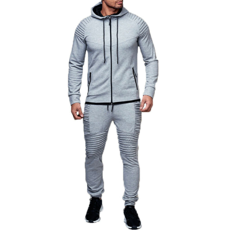Dettaglio: Felpa e pantaloni di tuta da uomo Attiva Premium in tessuto confortevole e design alla moda.