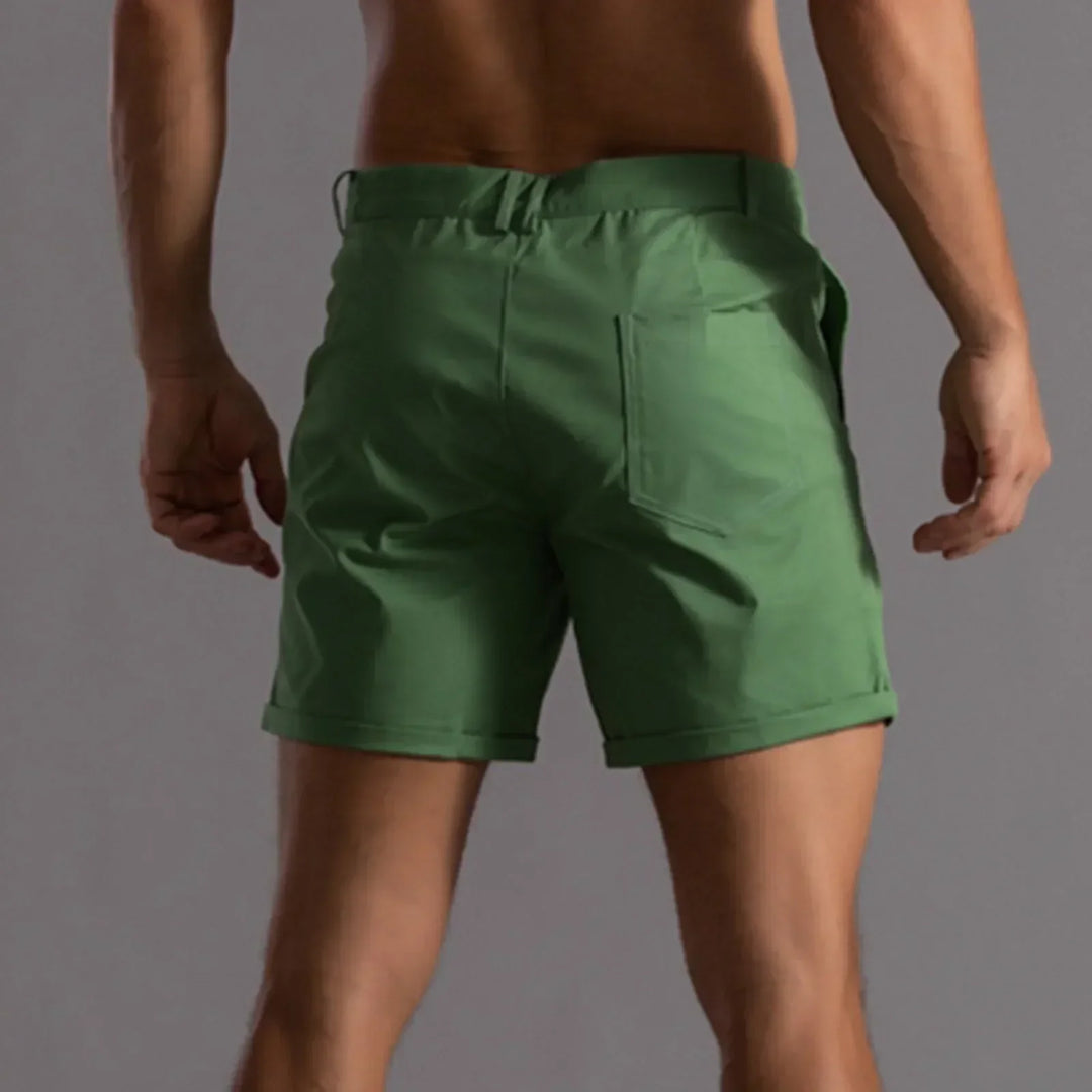 Pantaloncini uomo moda, stile casual chic per l'estate, pantaloncini comodi e adatti alla città.