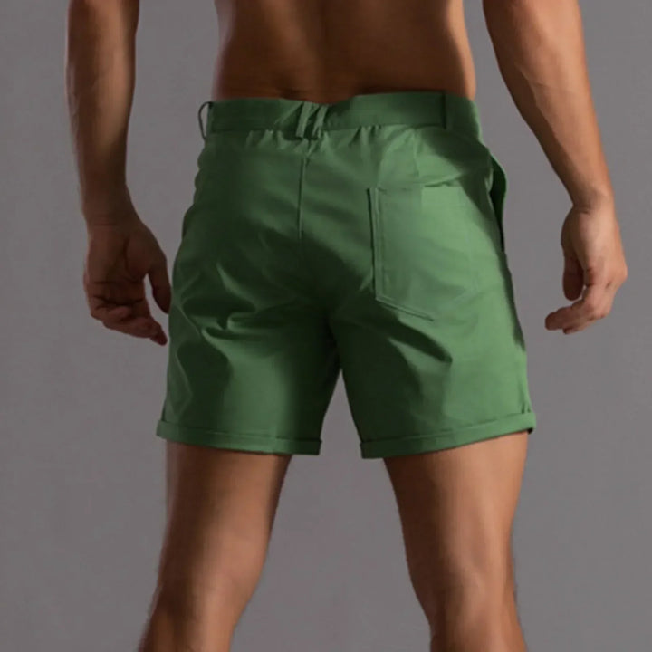 Pantaloncini uomo moda, stile casual chic per l'estate, pantaloncini comodi e adatti alla città.