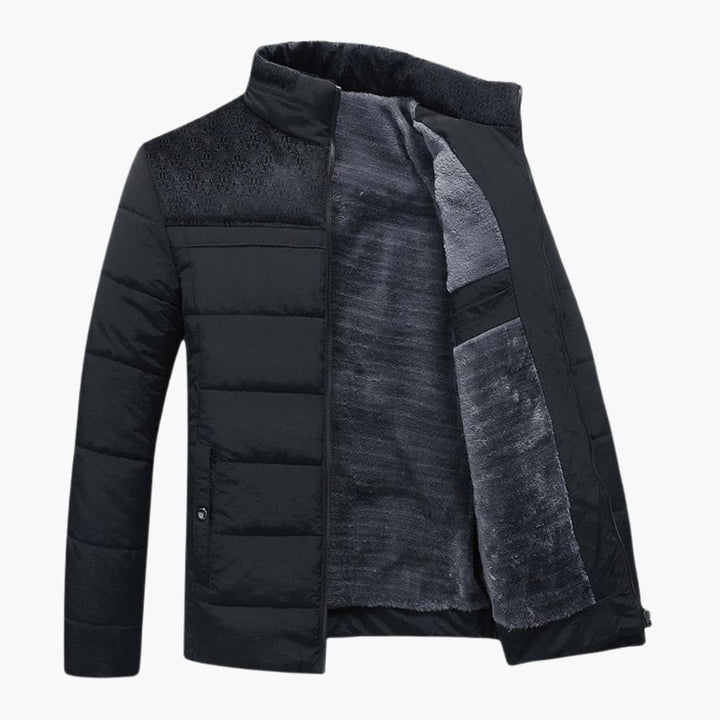 Giacca da uomo nera trapuntata con collo alto, ideale per un look invernale confortevole e alla moda.