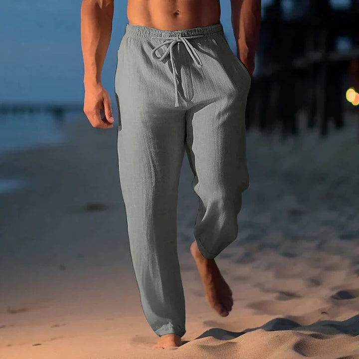 Pantaloni uomo leggeri ed eleganti, perfetti per l'estate, offrono comfort superiore e stile casual versatile.