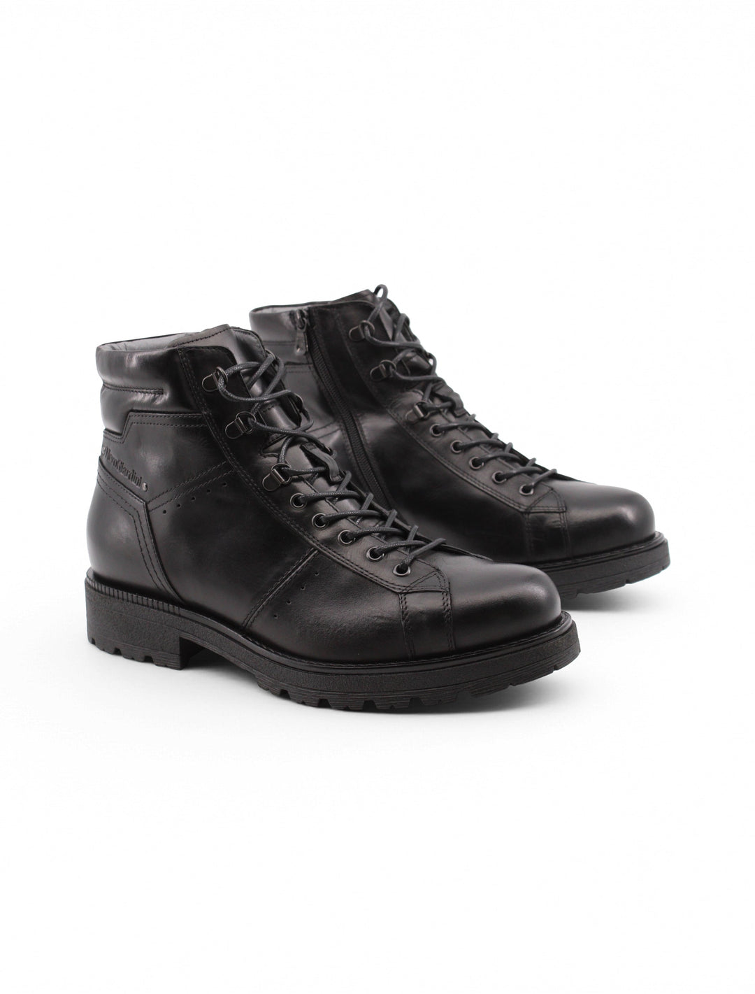 Scarponcini uomo neri in pelle con lacci, tacco 4 cm. Design elegante e casual per ogni occasione.
