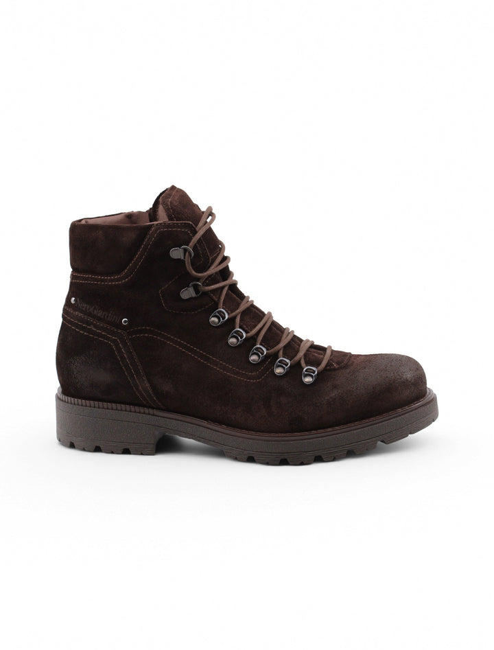 Stivali uomo marroni con lacci e zip laterale, tacco 4cm, perfetti per la moda maschile autunnale.