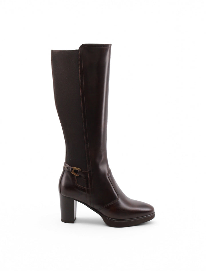 Eleganti stivali donna in pelle marrone, con tacco alto 7.5cm e plateau 2cm. Perfetti per la moda autunnale.