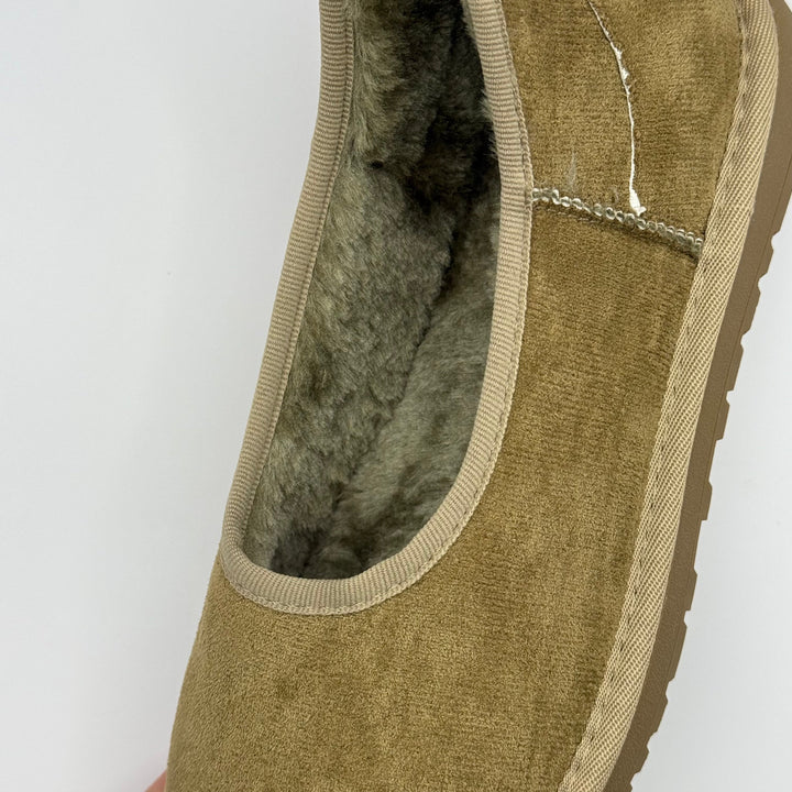 Mocassini donna marroni versatili, perfetti per comfort e stile, ideali per look casual.