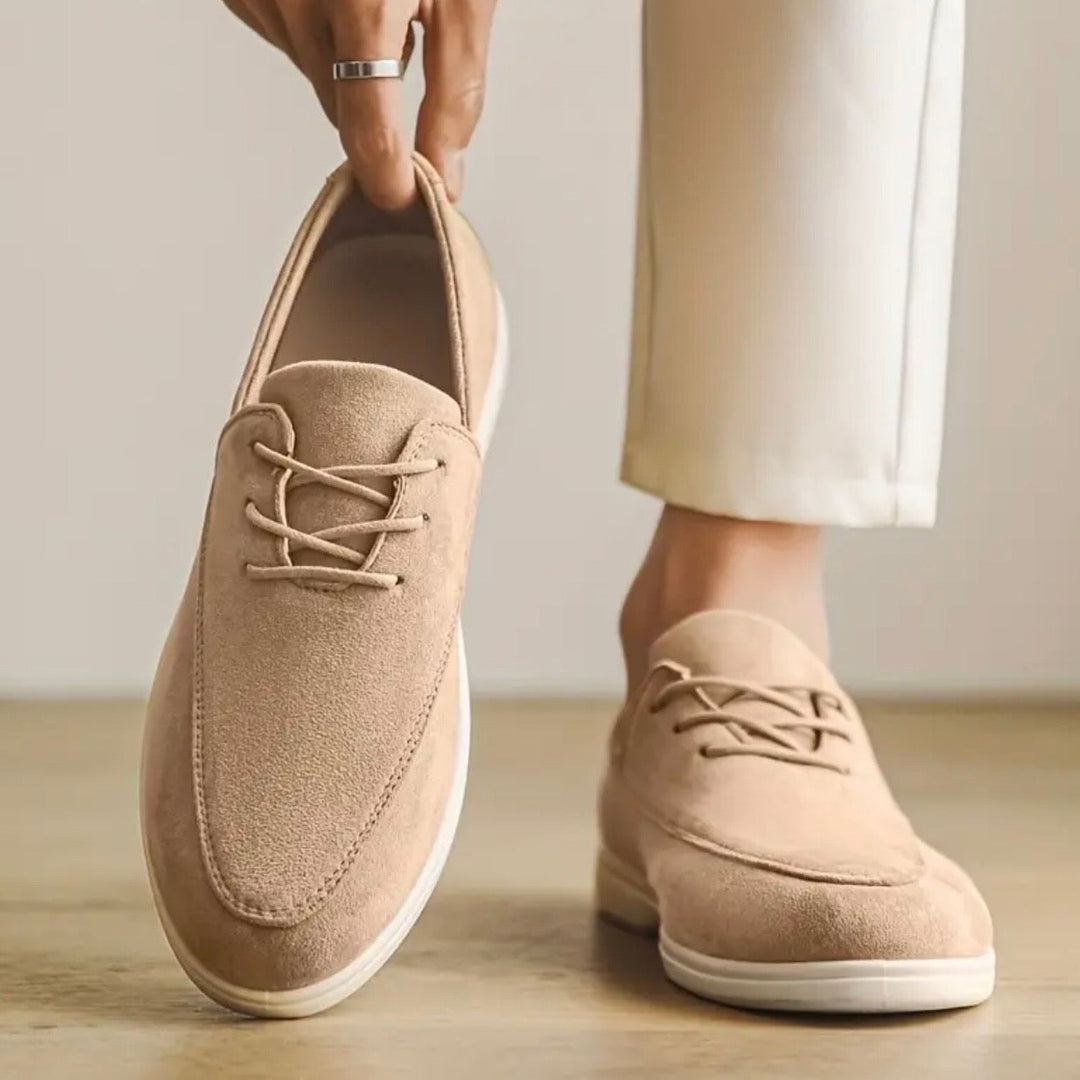 Scarpe uomo eleganti, mocassini casual chic con comfort e suola antiscivolo. Moda estiva versatile.