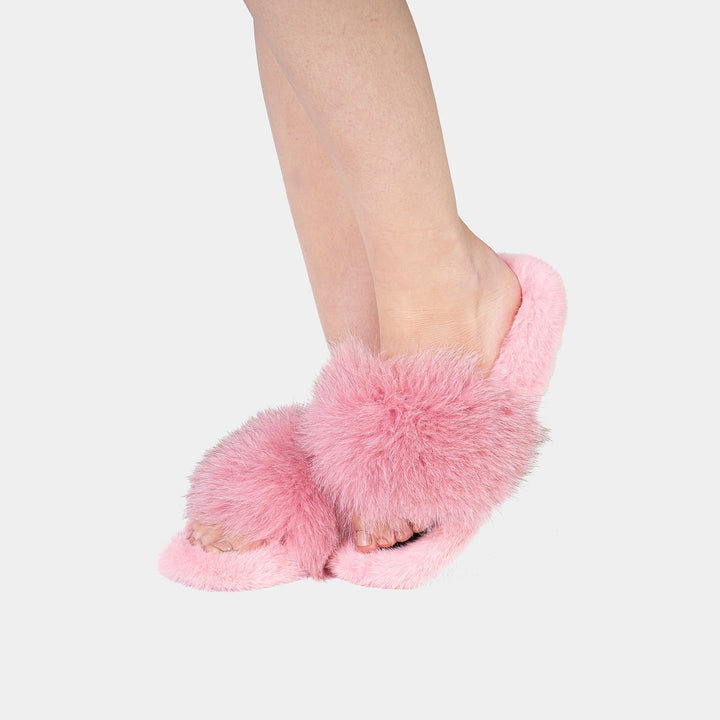 Eleganti pantofole rosa da donna in morbida pelliccia di volpe e visone, perfette per un lusso confortevole.