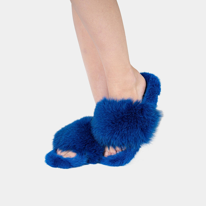 Lussuose pantofole blu da donna con pelliccia di volpe e visone. Ideali per un inverno caldo e confortevole.