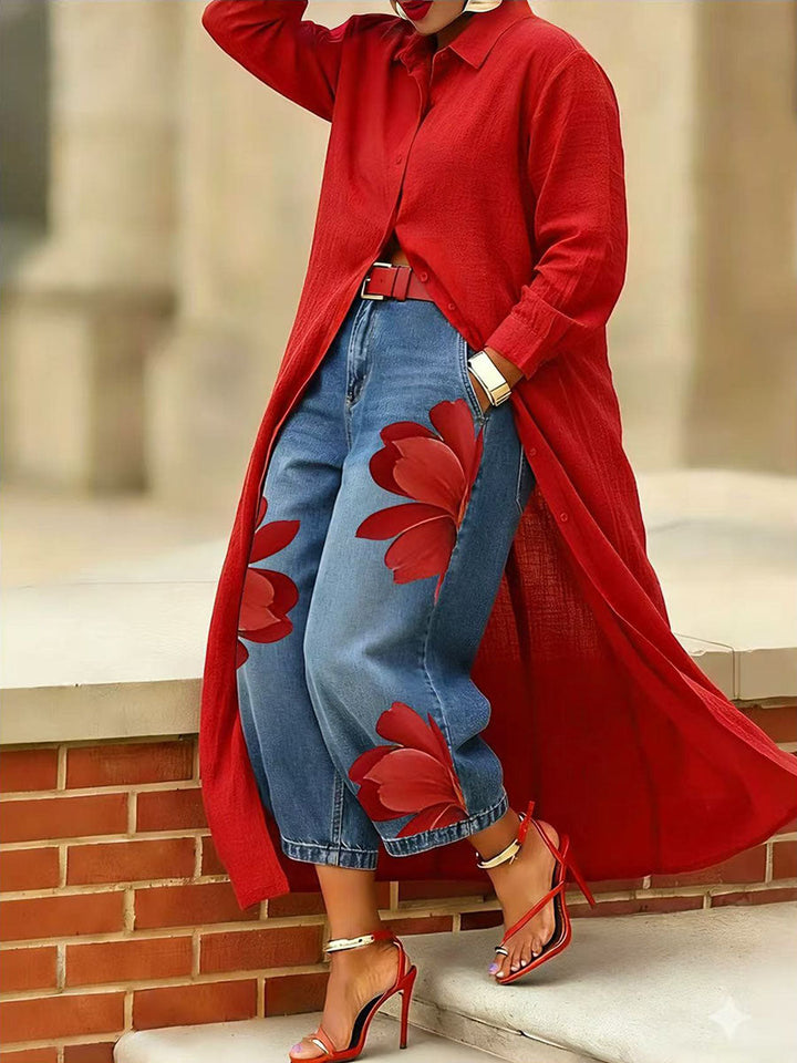 Jeans donna con stampa floreale unica, gamba ampia e vita alta, per un tocco originale.