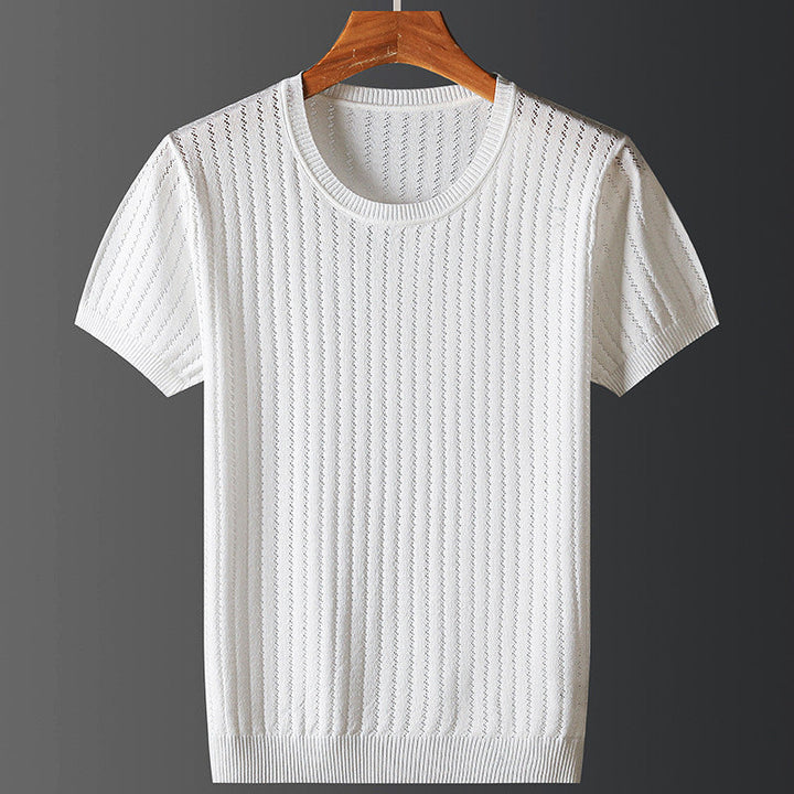 Maglietta uomo girocollo a manica corta, vestibilità elasticizzata per comfort e libertà di movimento, ideale per look casual.