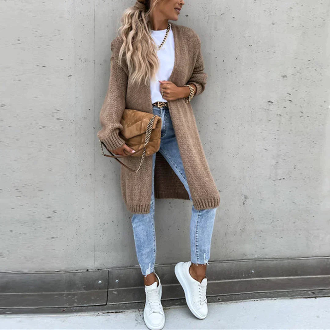 Abbigliamento donna: cardigan elegante e comodo, un must-have per l'inverno.