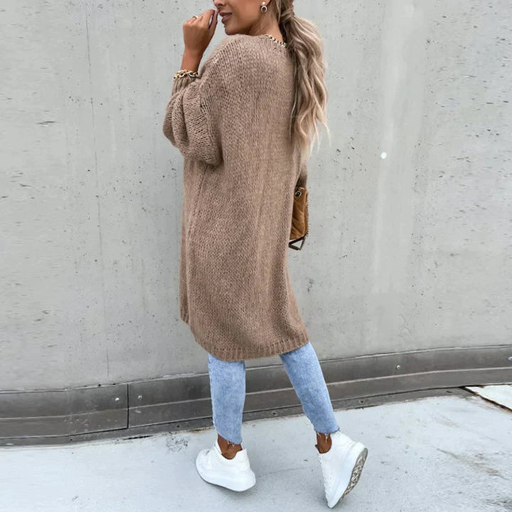 Cardigan lungo donna, comodo e alla moda, ideale per ogni giorno.