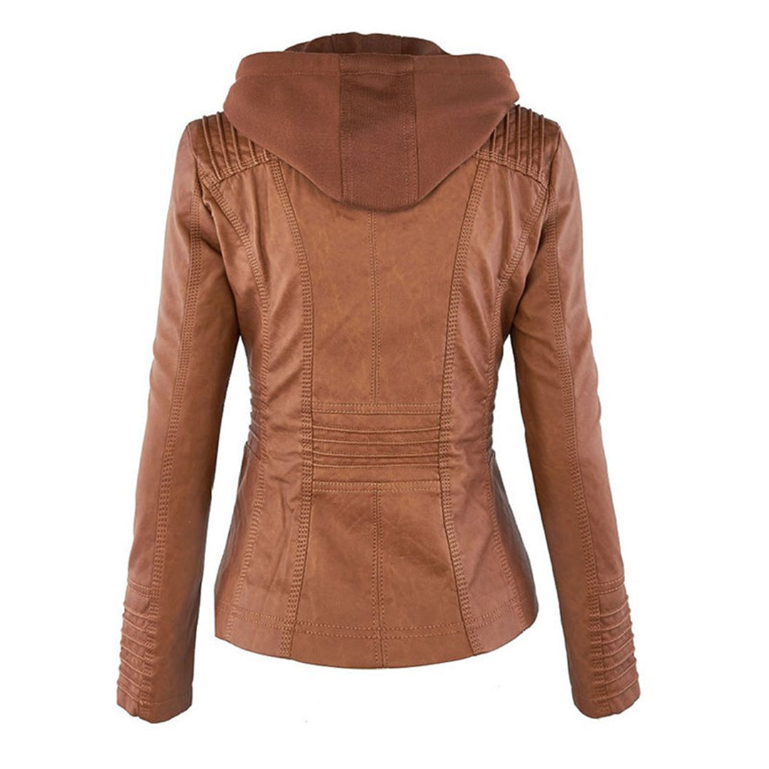 Elegante giacca impermeabile leggera da donna, ideale per look casual chic in autunno.