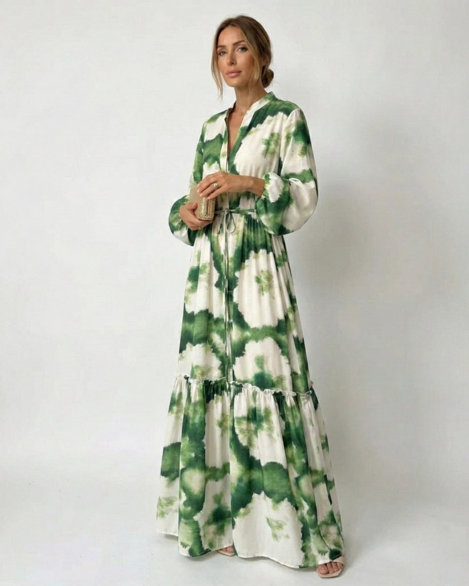 Vestito fluido verde da donna con scollo a V, ideale per un look elegante e versatile dalla primavera all'estate.