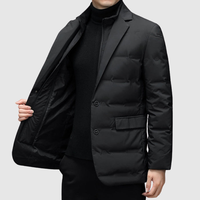 Capospalla invernale elegante da uomo, disponibile in nero, grigio o verde. Giacca calda con collo a revers per il massimo stile.
