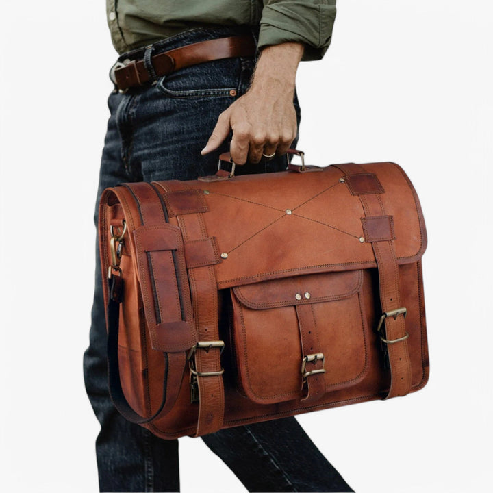 Borsa messenger unisex color rovere con tracolla regolabile, perfetta per viaggi e uso quotidiano.