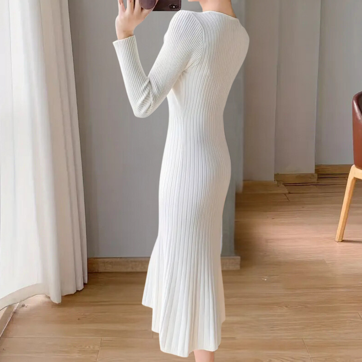 Abito donna midi sottile, in maglia, per look casual chic o serale. Moda femminile comoda ed elegante.