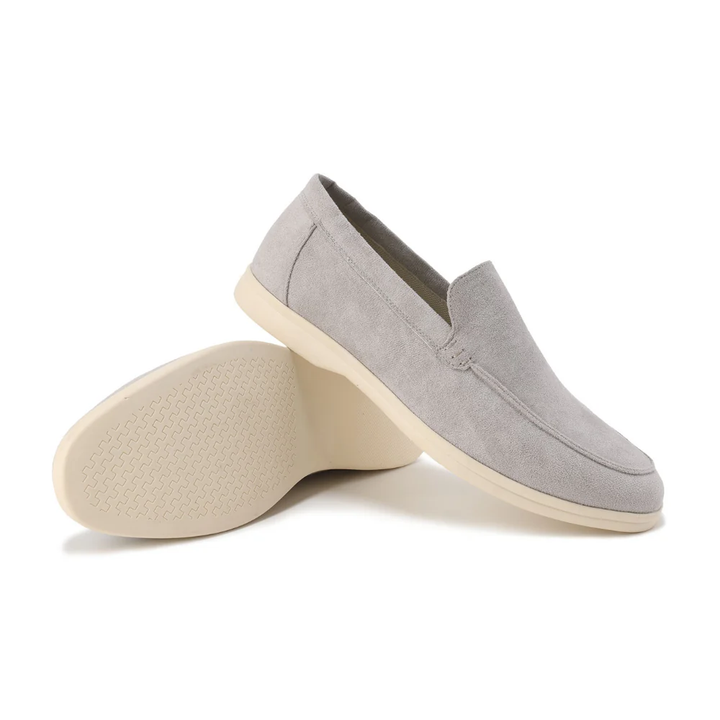 Mocassini uomo, perfetti per combinare comfort, eleganza e un tocco casual chic.