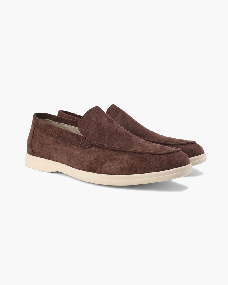 Scarpe da uomo eleganti marroni, mocassini versatili per outfit da giorno e sera.