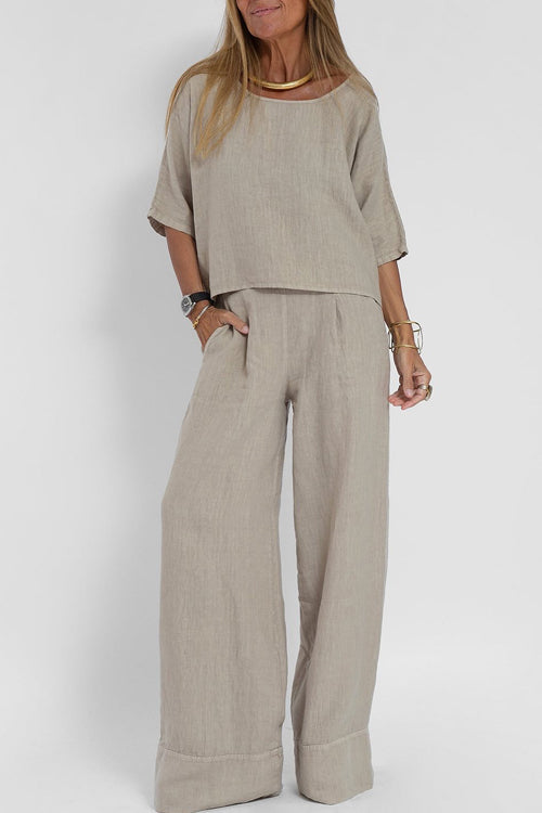 Completo due pezzi casual da donna in cotone e lino, ideale per l'estate e il comfort quotidiano.
