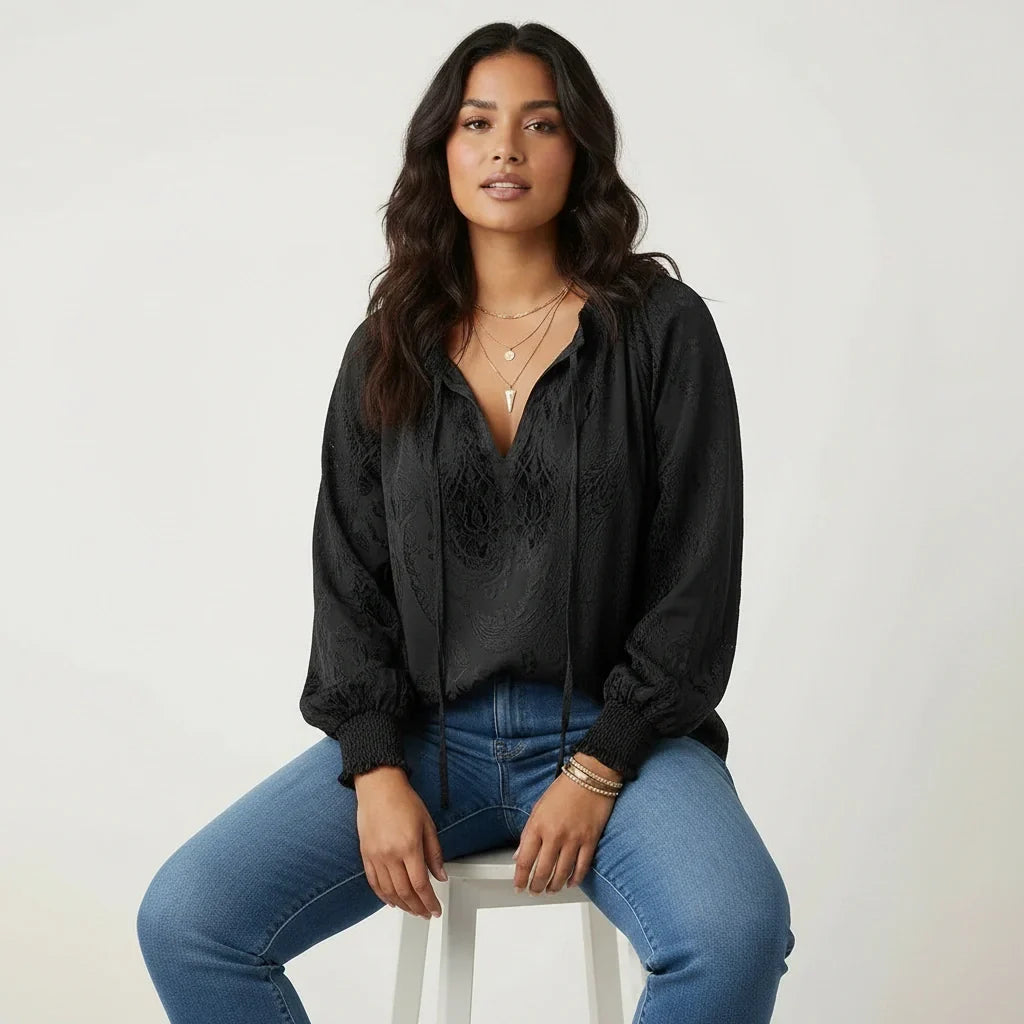 Camicetta donna stile boho, leggera, comoda e versatile. Perfetta per ogni outfit estivo.