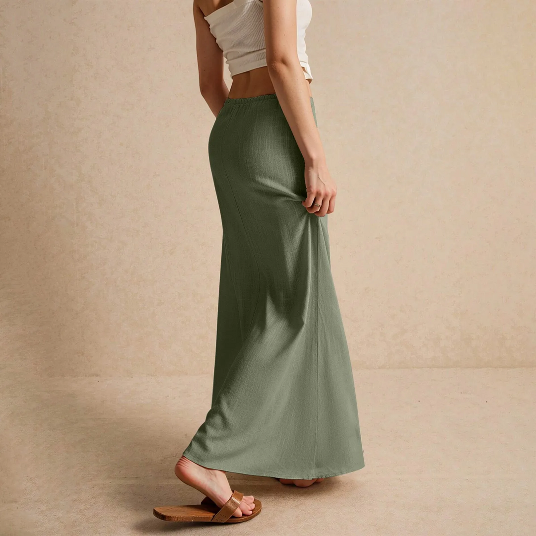 Gonna maxi da donna, tessuto leggero e fluente, perfetta per la moda estiva e primaverile.