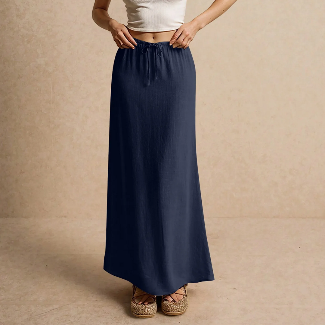 Gonna maxi da donna, tessuto leggero e stile fluido, per un'eleganza senza sforzo.