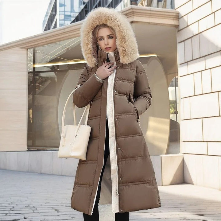 Giacca invernale donna lunga, design antivento per massimo calore e comfort nelle giornate fredde.