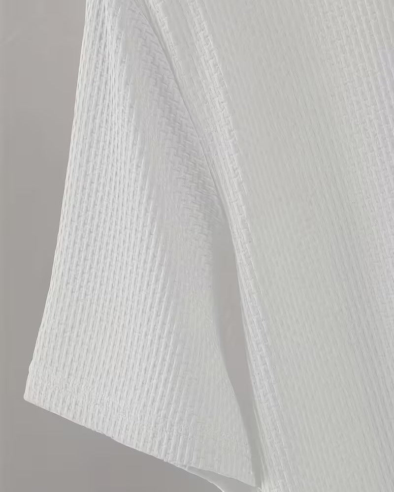 Maglietta tecnica uomo girocollo, design casual per outdoor e tempo libero. Traspirante e asciugatura rapida.