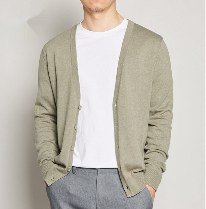 Cardigan uomo casual elegante, scollo a V, bottoni. Maglione versatile per primavera/autunno, look moderno.
