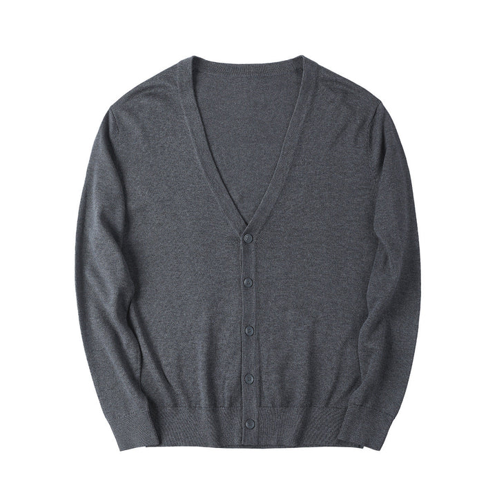 Morbido cardigan uomo a maglia, scollo a V, bottoni. Maglione elegante e casual per outfit primaverili e autunnali.