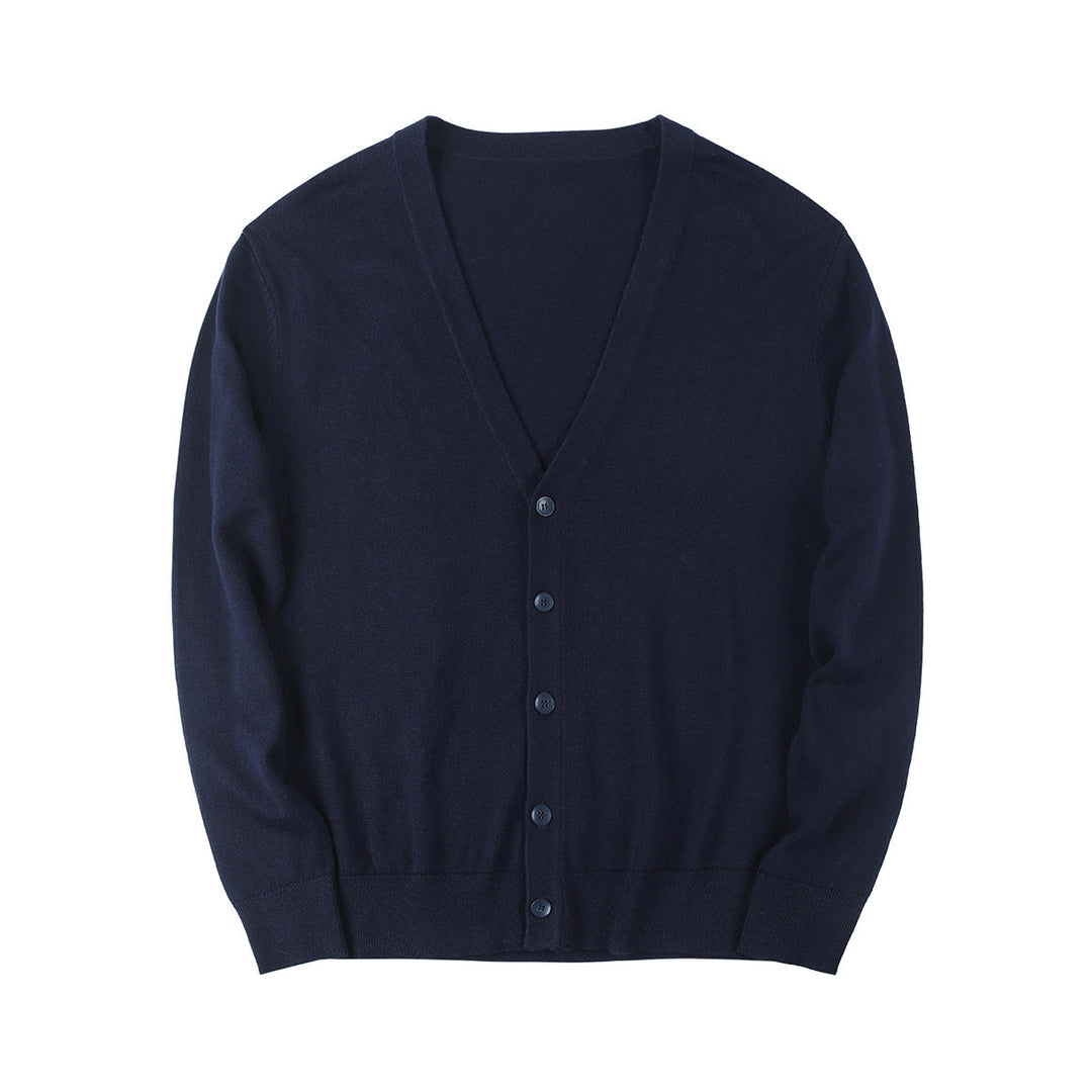 Cardigan uomo versatile con scollo a V e bottoni. Maglione elegante o casual, essenziale per la moda maschile autunno/primavera.