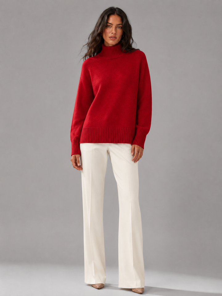 Moda casual donna: maglione oversize a collo alto, stile avvolgente disponibile in vari colori.