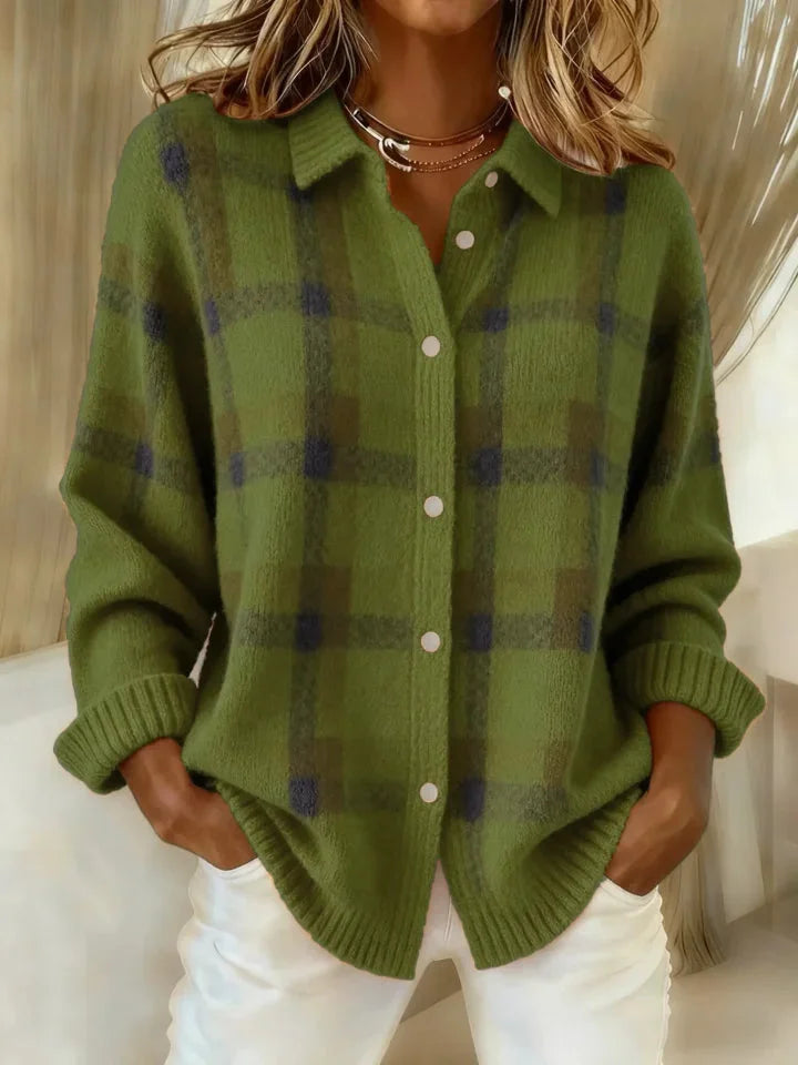 Maglione donna a quadri e colletto a camicia, casual chic, versatile per la stagione autunno inverno.