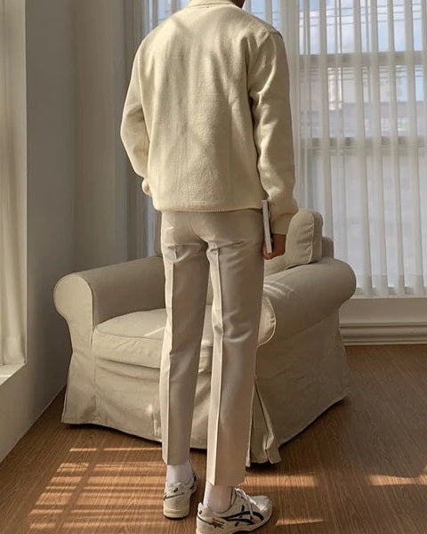 Maglia polo uomo AW vista laterale. Vestibilità regolare, comfort autunno inverno. Stile casual elegante, moda maschile.
