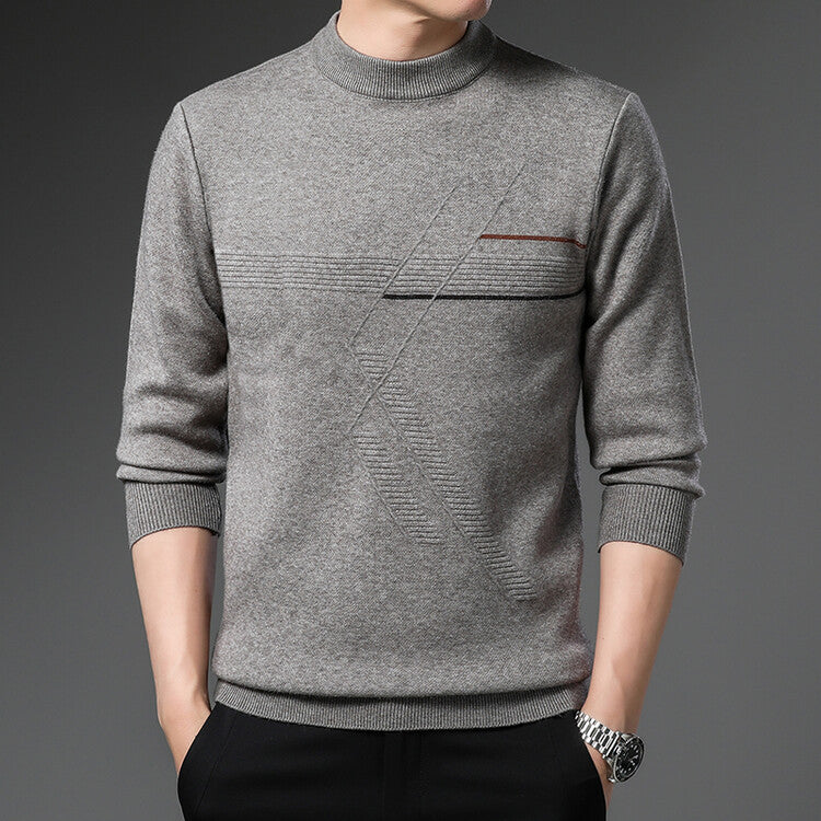 Maglione uomo girocollo nero, vestibilità regolare. Perfetto per la moda autunno/inverno, offre comfort e stile.