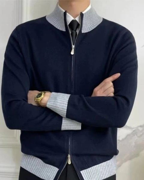 Maglione uomo full-zip pratico e moderno a collo alto, per un look versatile in ogni occasione.