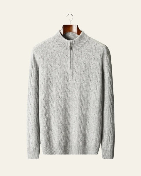 Pullover uomo a trecce. Maglione invernale con mezza zip, perfetto per un look classico e confortevole.